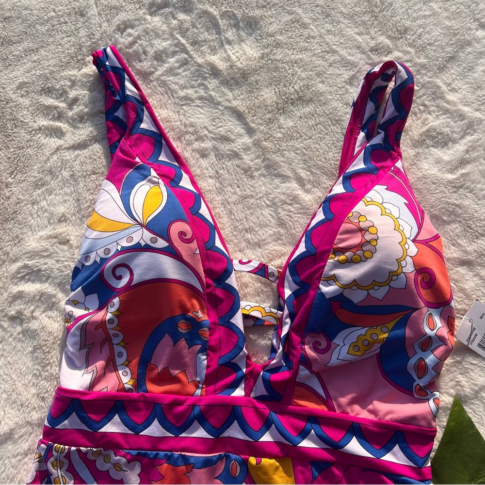 Trina Turk Sevilla Plunge One-Piece Swimsuit Pink Size 8 - Picture 5 of 9